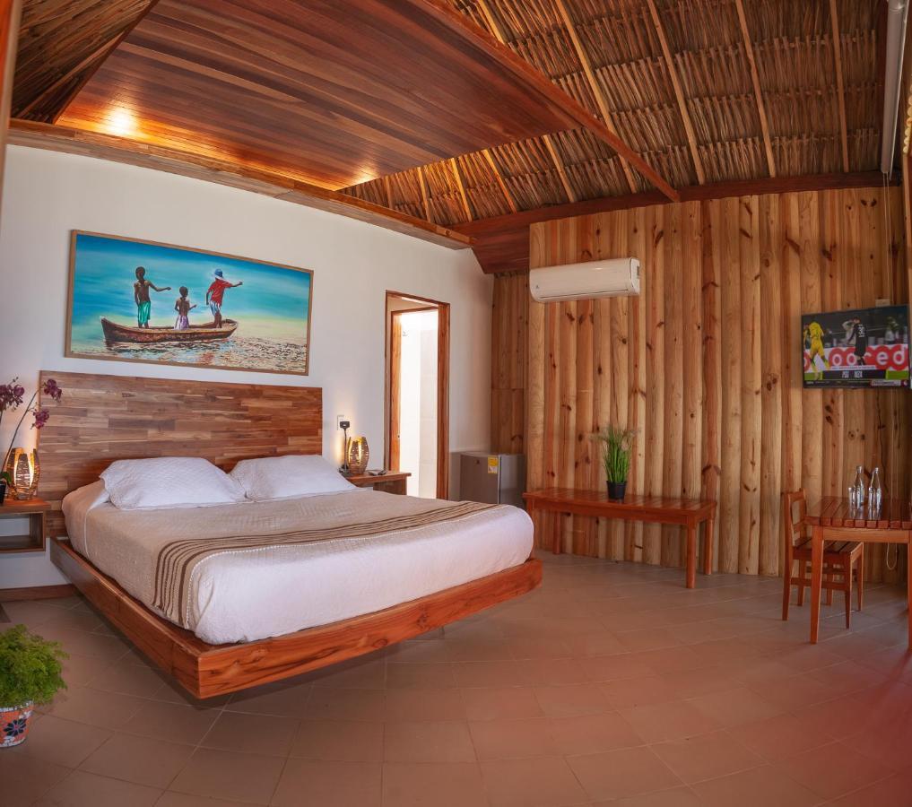 Hotel Punta Faro 이슬라 무쿠라 외부 사진