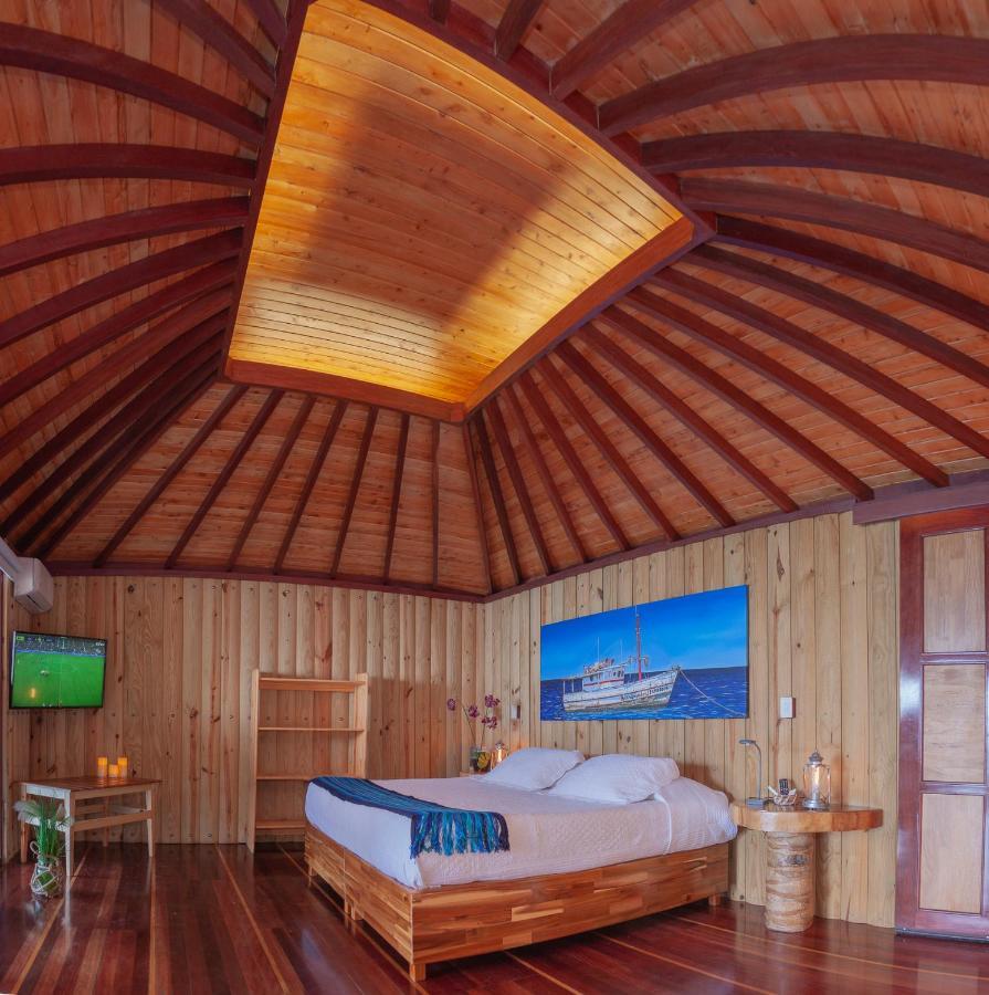 Hotel Punta Faro 이슬라 무쿠라 외부 사진