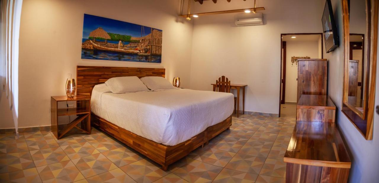 Hotel Punta Faro 이슬라 무쿠라 외부 사진